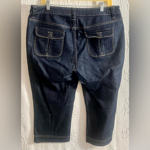 Chico's Platinum Denim Dark Blue Women's Cropped Jeans Size 2.5 (Size 14) - Picture 2 of 5